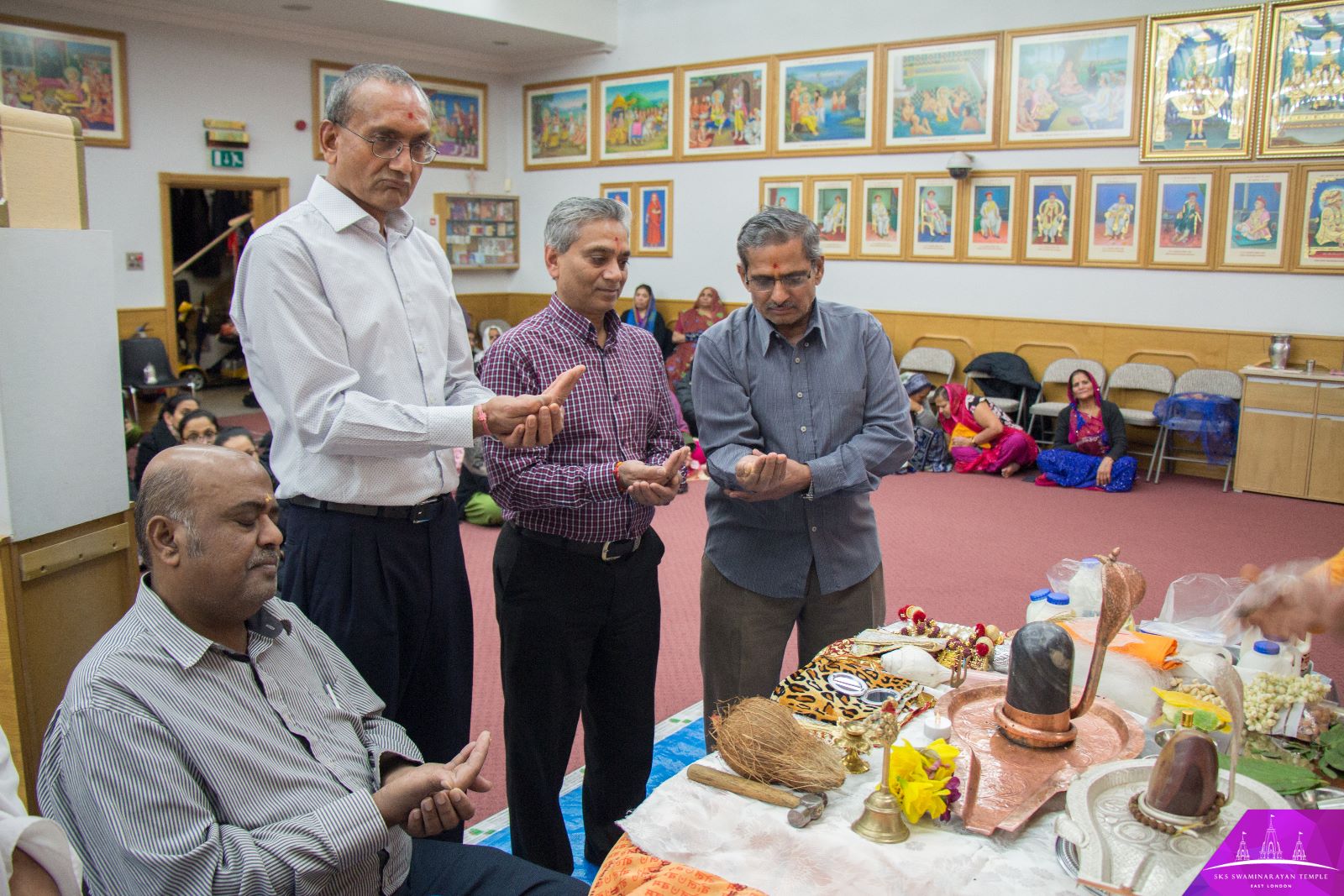 ©1987-2017 SKS Swaminarayan Temple East London